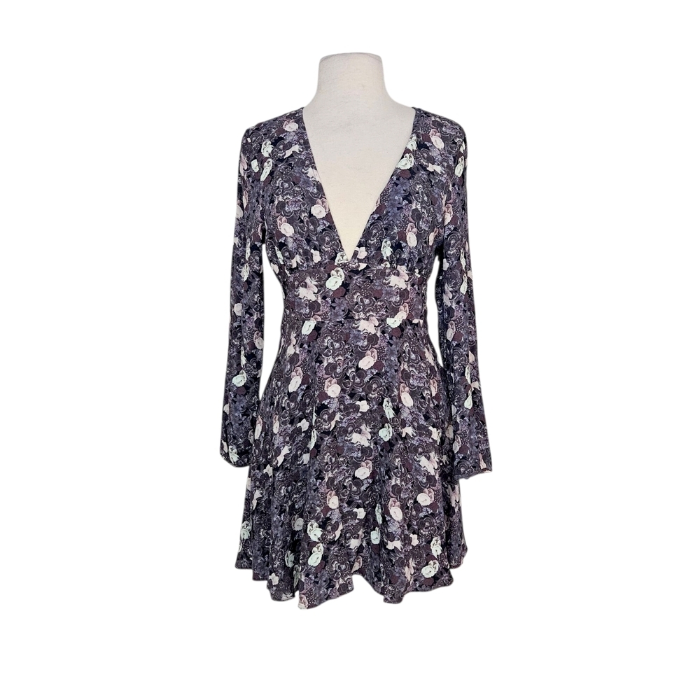 Aritzia Sunday Best Purple & Gray Floral Cutout Back Flounce Dress